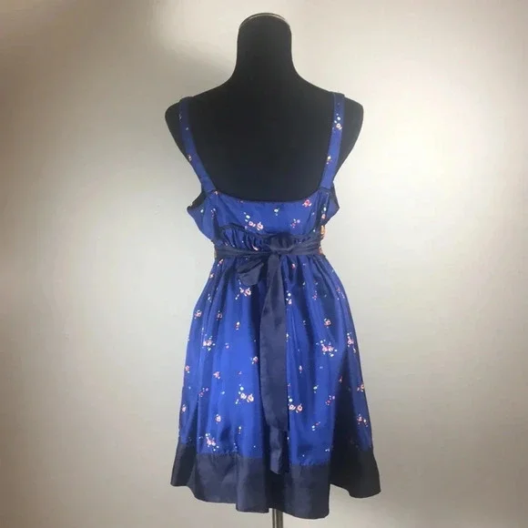 Johnny Was 100% Silk Dress Embroidered Boho Ikat - Picture 6 of 8